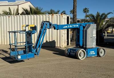 2016 Genie Z30/20N Articulating Boom Lift