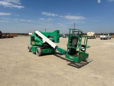 2016 JLG E400AN BOOMLIFT