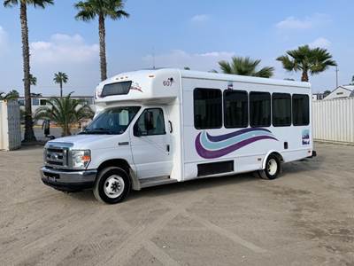 2013 FORD STARCRAFT E450 BUS