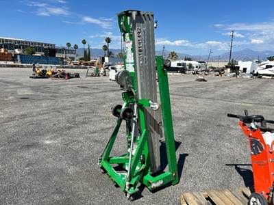 2019 GENIE SLA20 MATERIAL LIFT --(LOCATED IN COLTON, CA)--