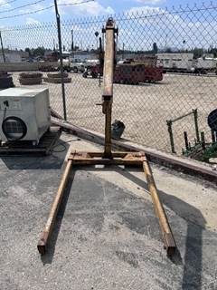 2019 EXEE MFG ENGINE HOIST