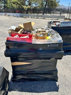 PALLET OF ASST. ELECTRICAL FITTINGS. --(LOCATED IN COLTON, CA)--