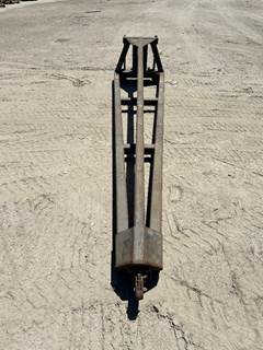 12' TRUSS BOOM --(LOCATED IN COLTON, CA)--