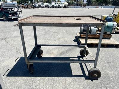 METAL TOOL CART --(LOCATED IN COLTON, CA)--