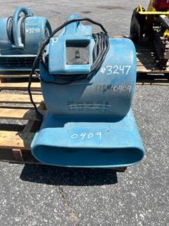DRI-EAZ SAHARA ONE HEAVY DUTY AIR MOVER. s/n:F153-17966