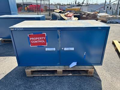VIDMAR 2 DOOR INDUSTRIAL STORAGE CABINET