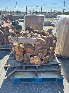 PALLET OF DECORATIVE LANDSCAPE ROCK
