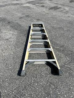 2017 WERNER 7306 6' A-FRAME LADDER. --(LOCATED IN COLTON, CA)--