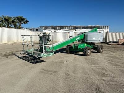 2017 GENIE S40 BOOM LIFT
