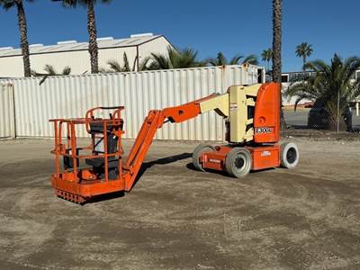 2002 JLG E300AJ BOOMLIFT
