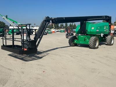 2016 JLG 800AJ BOOMLIFT