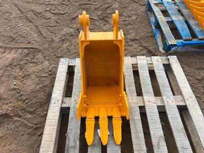 2025 GIYI 12" GP BUCKET