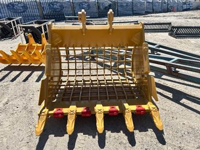 TOFT CAT 320 54" HEAVY DUTY ROCK BUCKET  --(LOCATED IN COLTON, CA)--