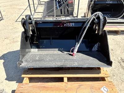 38" 4-IN-1 BUCKET --(LOCATED IN COLTON, CA)--