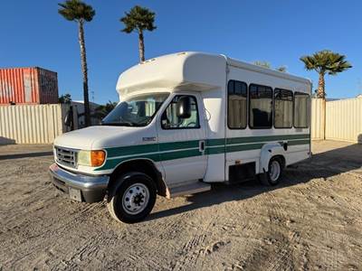 **2007 FORD STARCRAFT E350 BUS