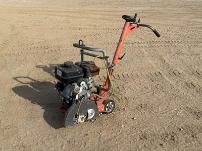 2016 HUSQVARNA FS309 14" FLOOR SAW --(LOCATED IN MADERA, CA)--