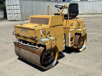 CATERPILLAR 939 CRAWLER LOADER --(DOES NOT RUN)-- --(LOCATED IN COLTON, CA)--
