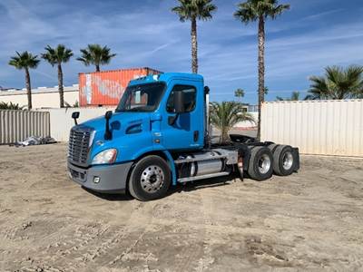 2016 FREIGHTLINER CASCADIA TRUCK TRACTOR