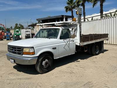 1995 FORD F350 FLATBED TRUCK