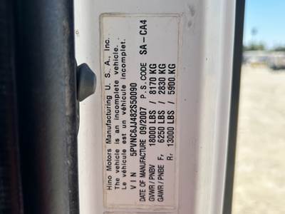 2008 HINO FLATBED TRUCK