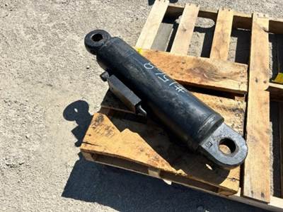HYDRAULIC RAM
