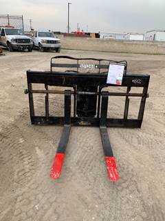 2006 SKYTRAK SWING CARRIAGE. --(LOCATED IN COLTON, CA)