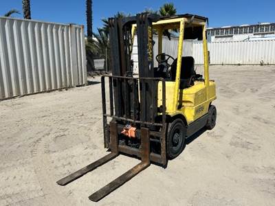 2004 HYSTER H50XM FORKLIFT --(DOES NOT RUN)-- --(LOCATED IN COLTON, CA)--