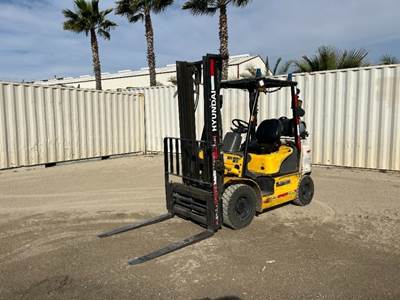 HYUNDAI 25L-7A FORKLIFT