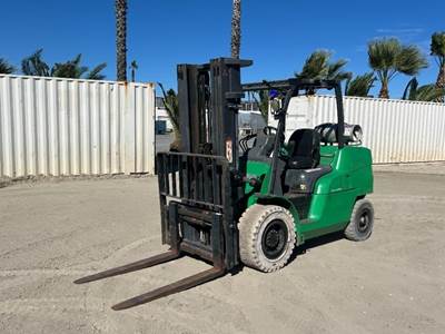 2017 SKYTRAK 10042 ROUGH TERRAIN REACH FORKLIFT