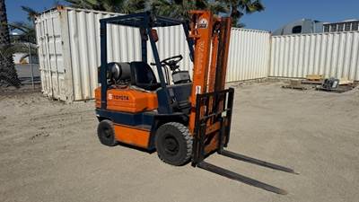 TOYOTA 02-5FG15 FORKLIFT
