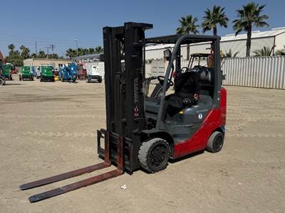 TOYOTA 8FGCU25 FORKLIFT