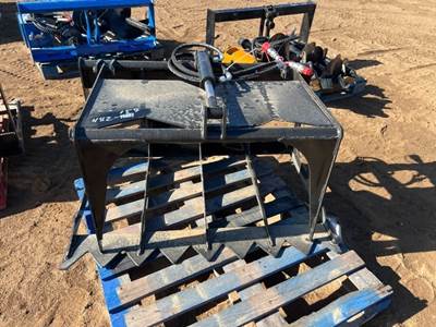 (3) 2025 GIYI HWG44 44" GRAPPLE BUCKET