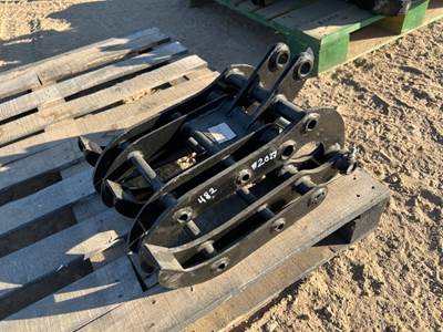 2025 GRAPPLE ATTACHMENT