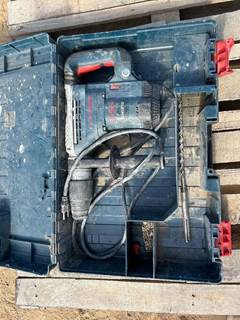 2010 BOSCH 11241EVS ROTO HAMMER --(LOCATED IN MADERA, CA)--