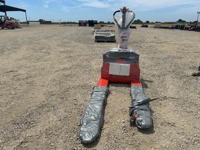 2026 STARVOX CBD30 ELECTRIC PALLET JACK --(LOCATED IN MADERA, CA)--