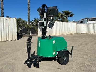 2018 TEREX RL4 LIGHT TOWER