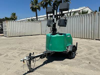 2017 TEREX RL4 LIGHT TOWER