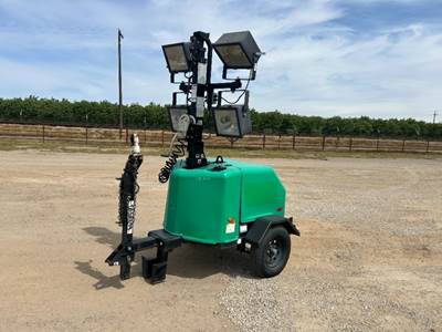 2017 TEREX RL4 LIGHT TOWER --(LOCATED IN MADERA, CA)--