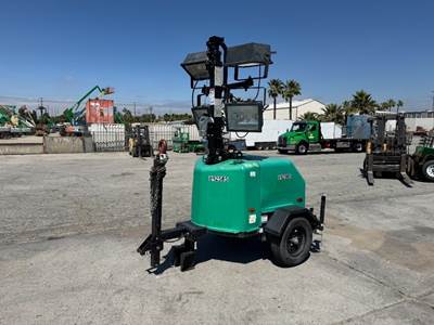 2016 TEREX RL4 LIGHT TOWER