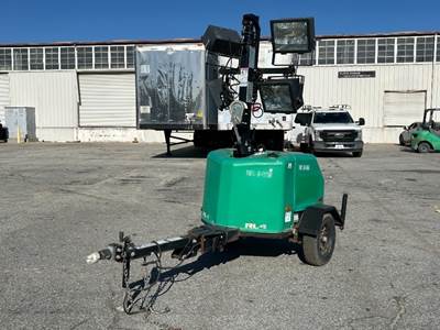 2017 TEREX RL4 LIGHT TOWER