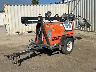 2010 WANCO LIGHT TOWER, Kubota diesel, 6kw generator, portable, 2,185 hours indicated. s/n:5F13D1411A1000304