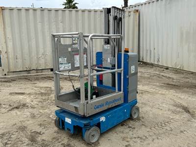 2016 GENIE GR20 PERSONNEL LIFT