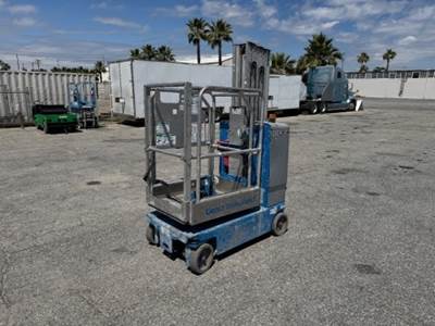 2016 GENIE GR20 PERSONNEL LIFT