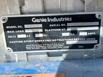 2010 GENIE GR12 PERSONNEL LIFT