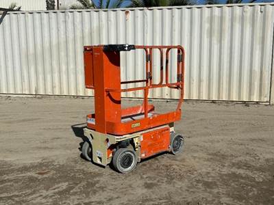 2017 JLG 1230ES PERSONNEL LIFT