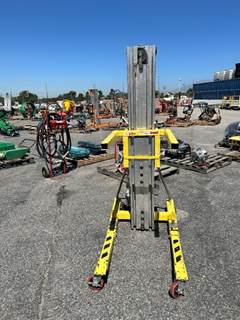 2021 SUMNER 783700 MATERIAL LIFT --(LOCATED IN COLTON, CA)--