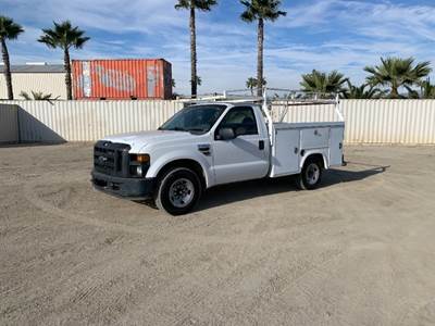 2008 FORD F250 UTILITY TRUCK