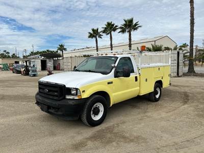 2003 FORD F350 UTILITY TRUCK