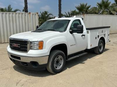 2012 GMC 2500 UTILITY TRUCK