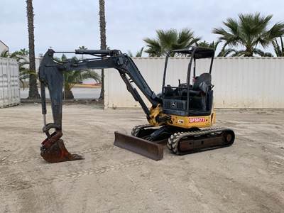 2006 JOHN DEERE 35D MINI HYDRAULIC EXCAVATOR